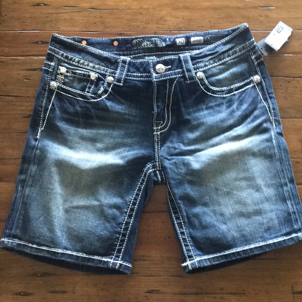Womens Miss Me Mid Shorts